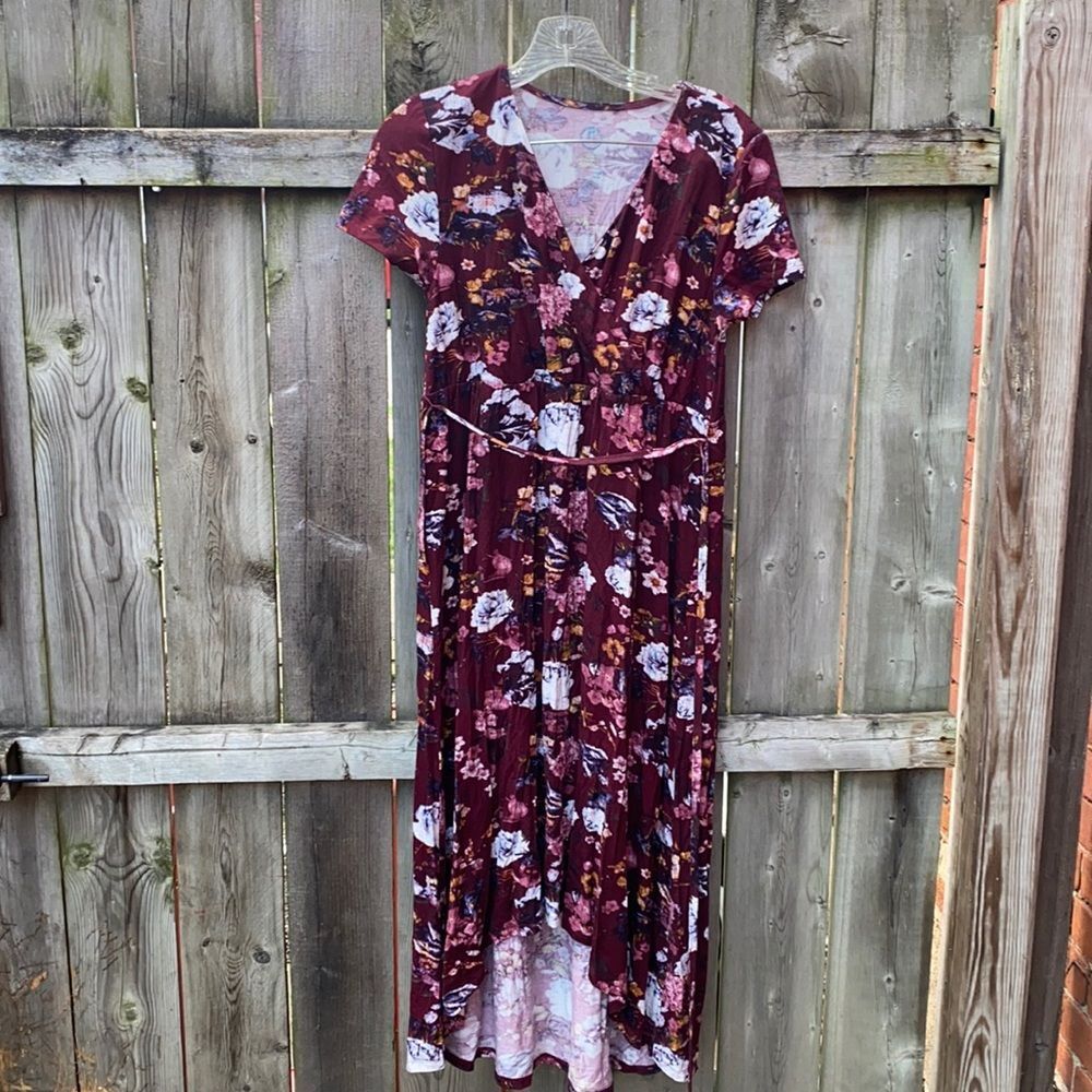 Liz Lange Floral dress sz. M